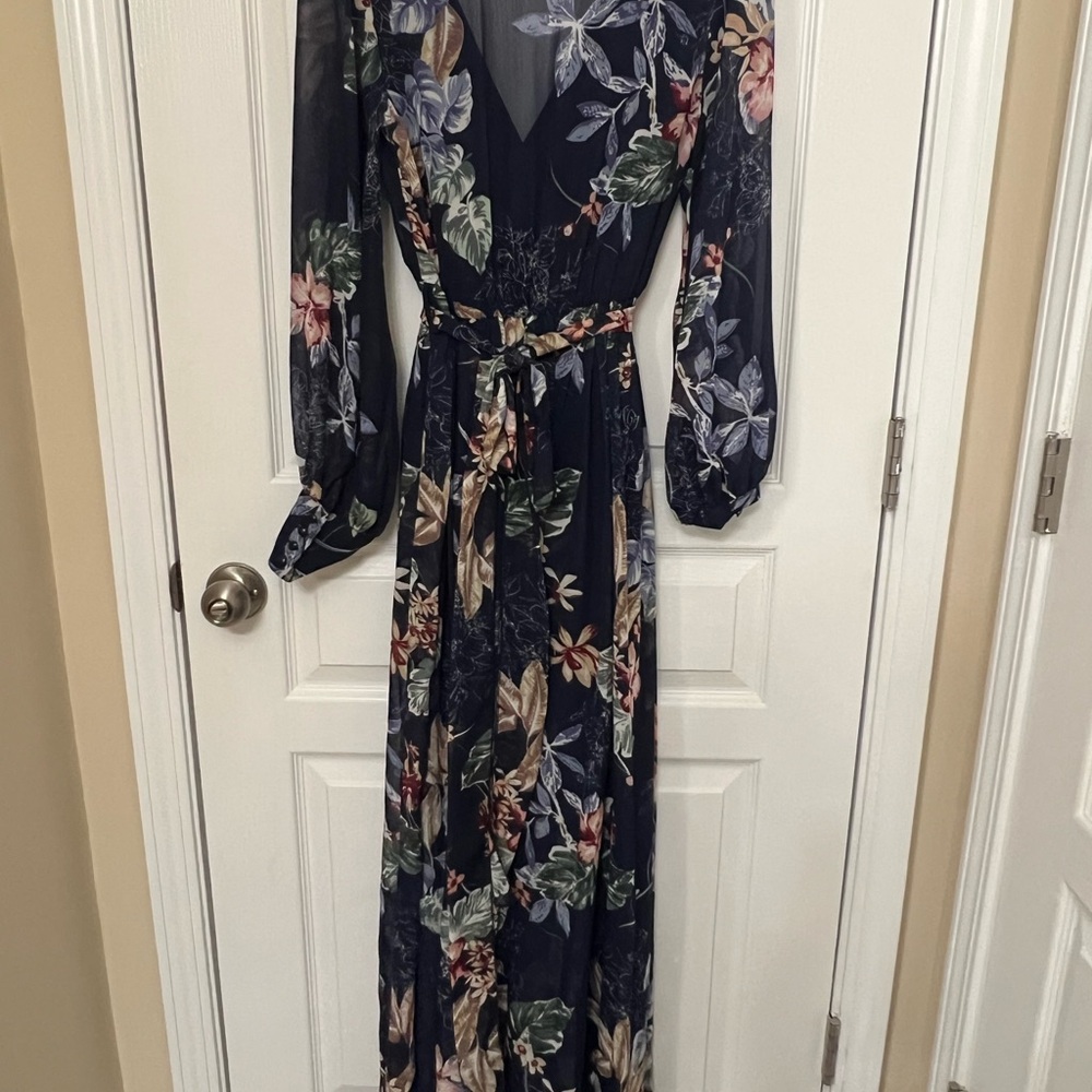 NWOT Long sleeve floral dress- winter wedding guest